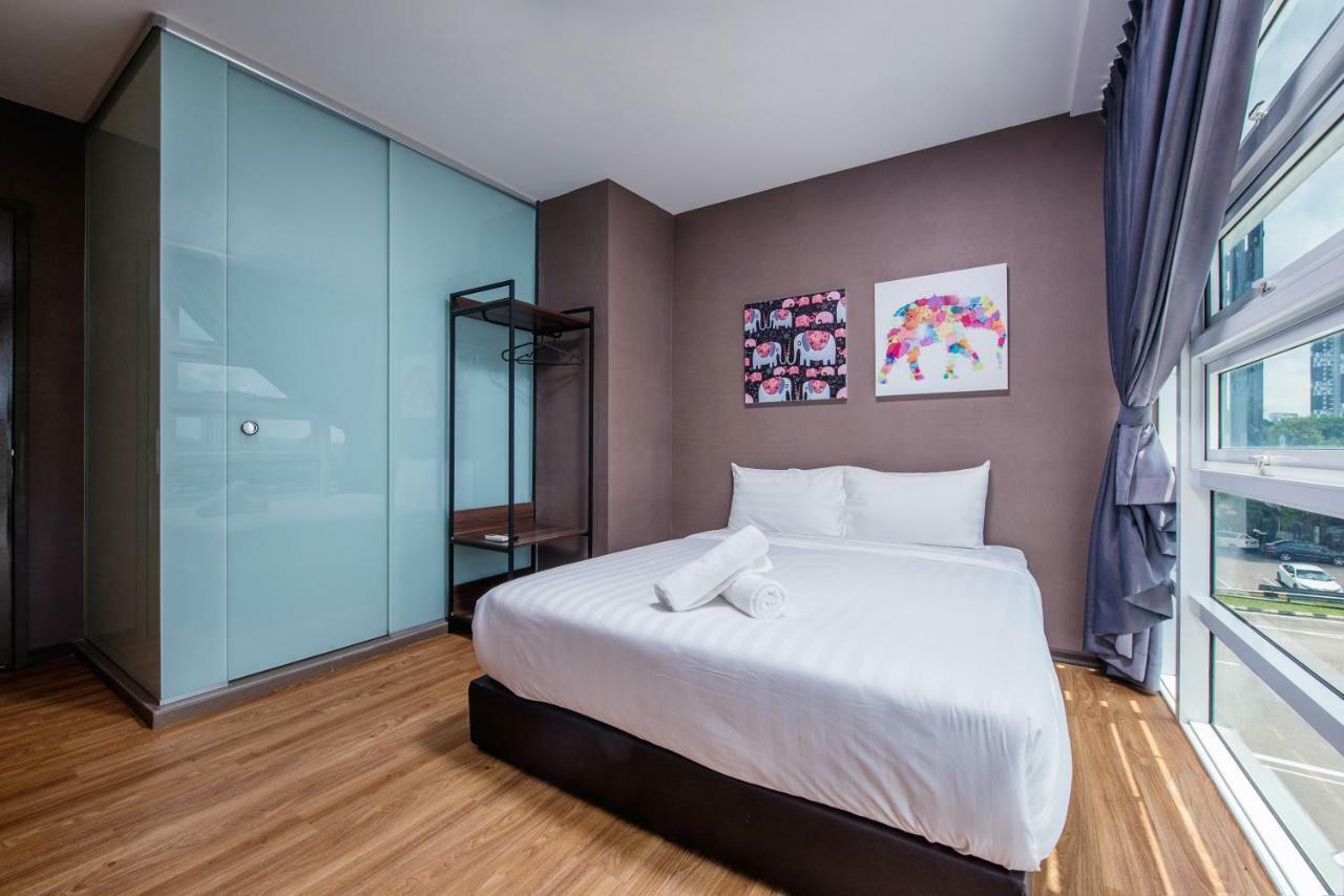 Nap Hotel Джохор Бахру Екстериор снимка