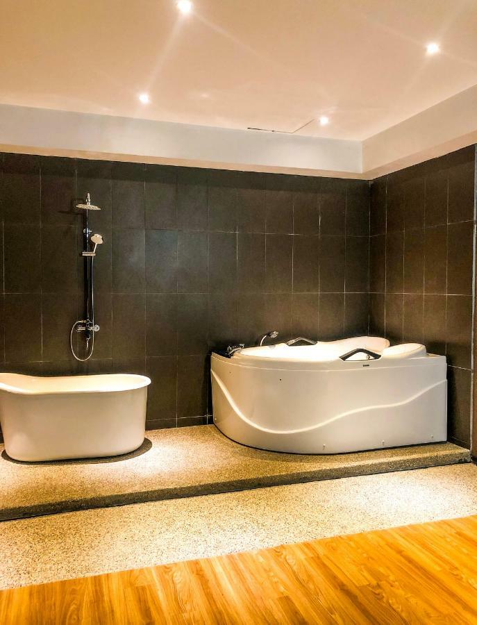 Nap Hotel Джохор Бахру Екстериор снимка