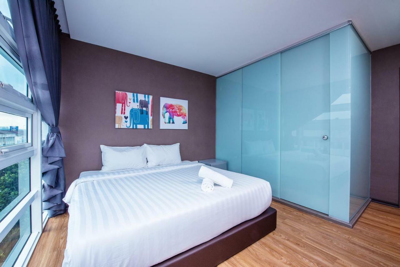 Nap Hotel Джохор Бахру Екстериор снимка