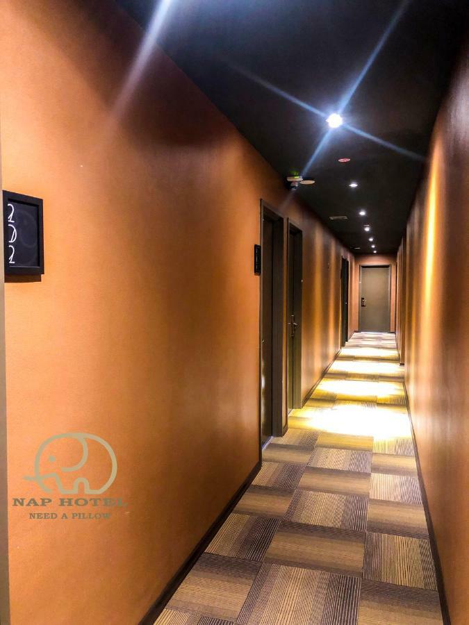 Nap Hotel Джохор Бахру Екстериор снимка