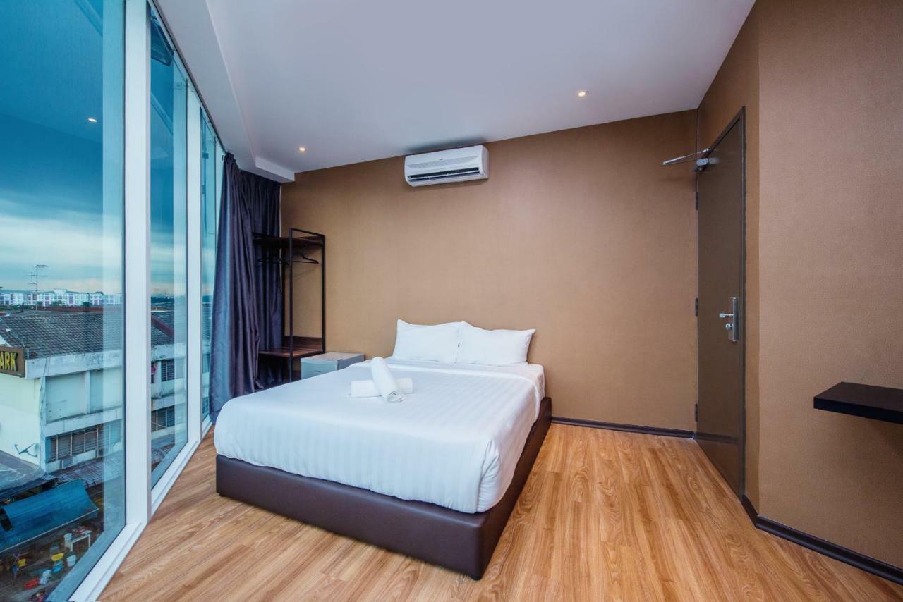 Nap Hotel Джохор Бахру Екстериор снимка